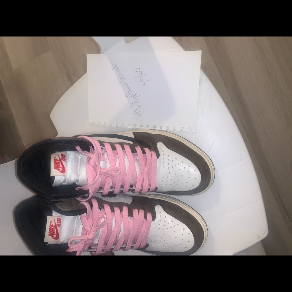 Travis Scott Air Jordan 1